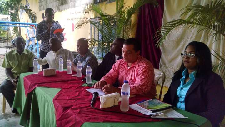 Mario Díaz sería juramentado en el Partido Revolucionario Moderno