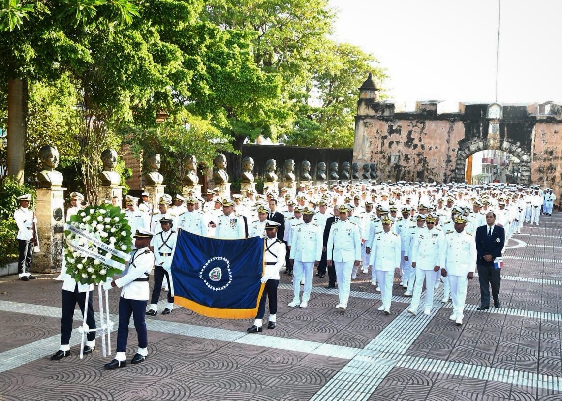 Patria Rd Armada de República Dominicana rinde homenaje a los padres de la patria ...