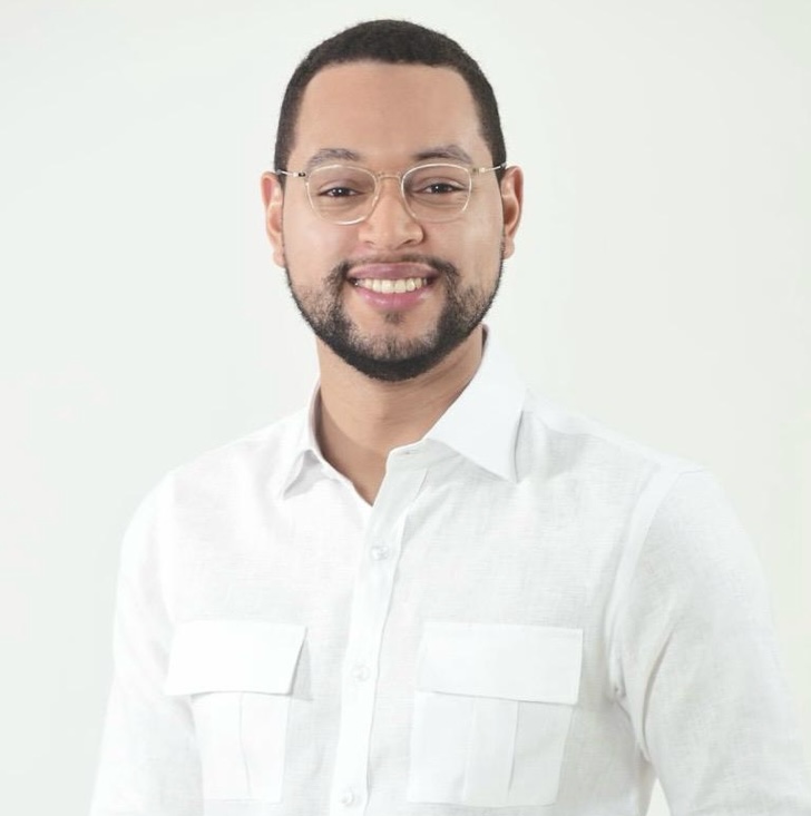 Cristian D. Cabrera