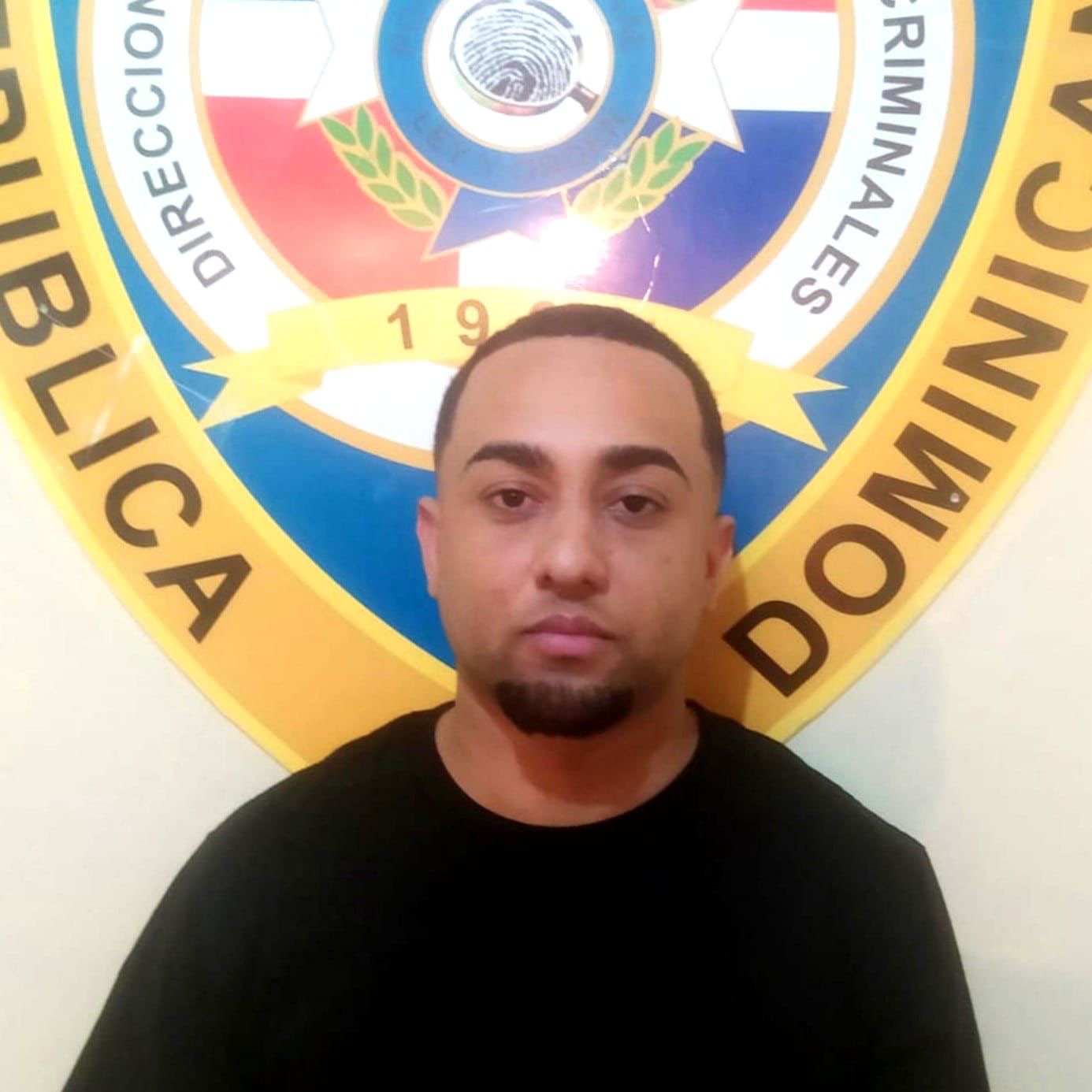 Detienen a hombre buscado desde 2014 por violación a beocio al ingresar por Aeropuerto Punta Cana Detienen a hombre buscado desde 2014 por violación a beocio al ingresar por Aeropuerto Punta Cana