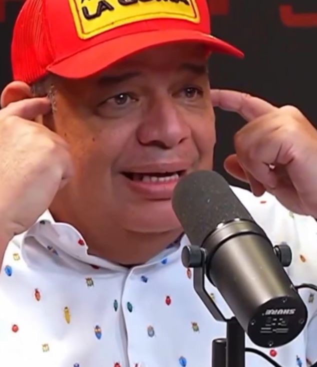 Luisin Jiménez dice que la mujer es temperamental: “Una mañana amanece enemiga tuyo” Luisin Jiménez dice que la mujer es temperamental: “Una mañana amanece enemiga tuyo”