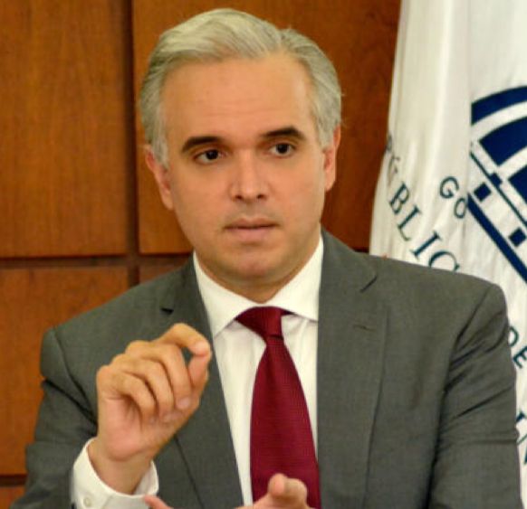 Luis Miguel De Camps reconoce avances en la educación dominicana, pero advierte que “no todo está resuelto” Luis Miguel De Camps reconoce avances en la educación dominicana, pero advierte que “no todo está resuelto”