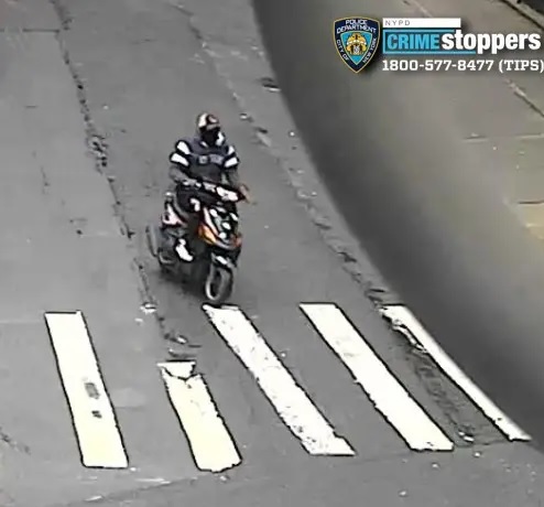 Siguen ataques a portadores de prendas en NYC; arrancan dependencia a pibe en vecindario dominicano de El Bronx Siguen ataques a portadores de prendas en NYC; arrancan dependencia a pibe en vecindario dominicano de El Bronx