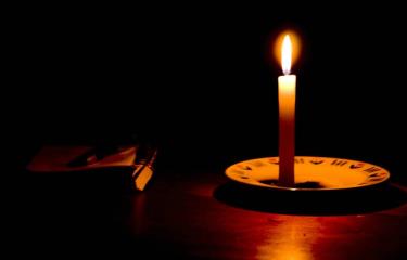 Varias viviendas de Las Flores en Yamasá llevan más de 12 horas sin energía eléctrica Varias viviendas de Las Flores en Yamasá llevan más de 12 horas sin energía eléctrica