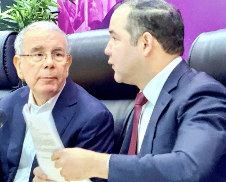 Comité Político PLD se reúne este domingo en la Casa Doméstico Comité Político PLD se reúne este domingo en la Casa Doméstico