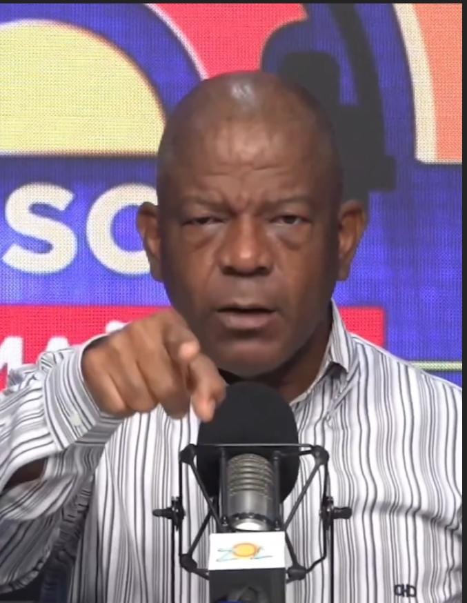 Julio Martínez Pozo denuncia que PEPCA y DIGEIG ignoran corrupción documentada en el Minerd Julio Martínez Pozo denuncia que PEPCA y DIGEIG ignoran corrupción documentada en el Minerd