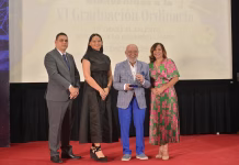 ICOPER reconoce trayectoria del comunicador Jochy Santos en su VI Graduación