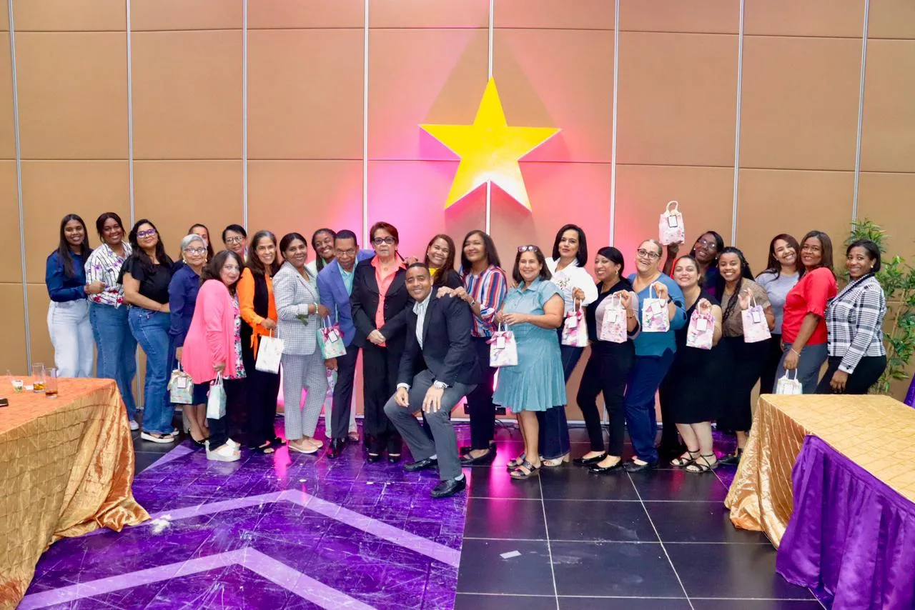 PLD celebra el Día de la Secretaria con reconocimiento a su labor - El ...